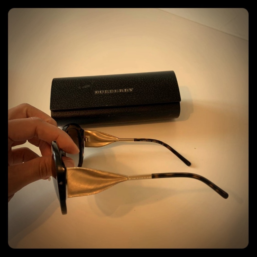 Burberry sunglasses